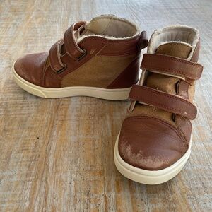 Little boys UGG boots, Rennen, size 10